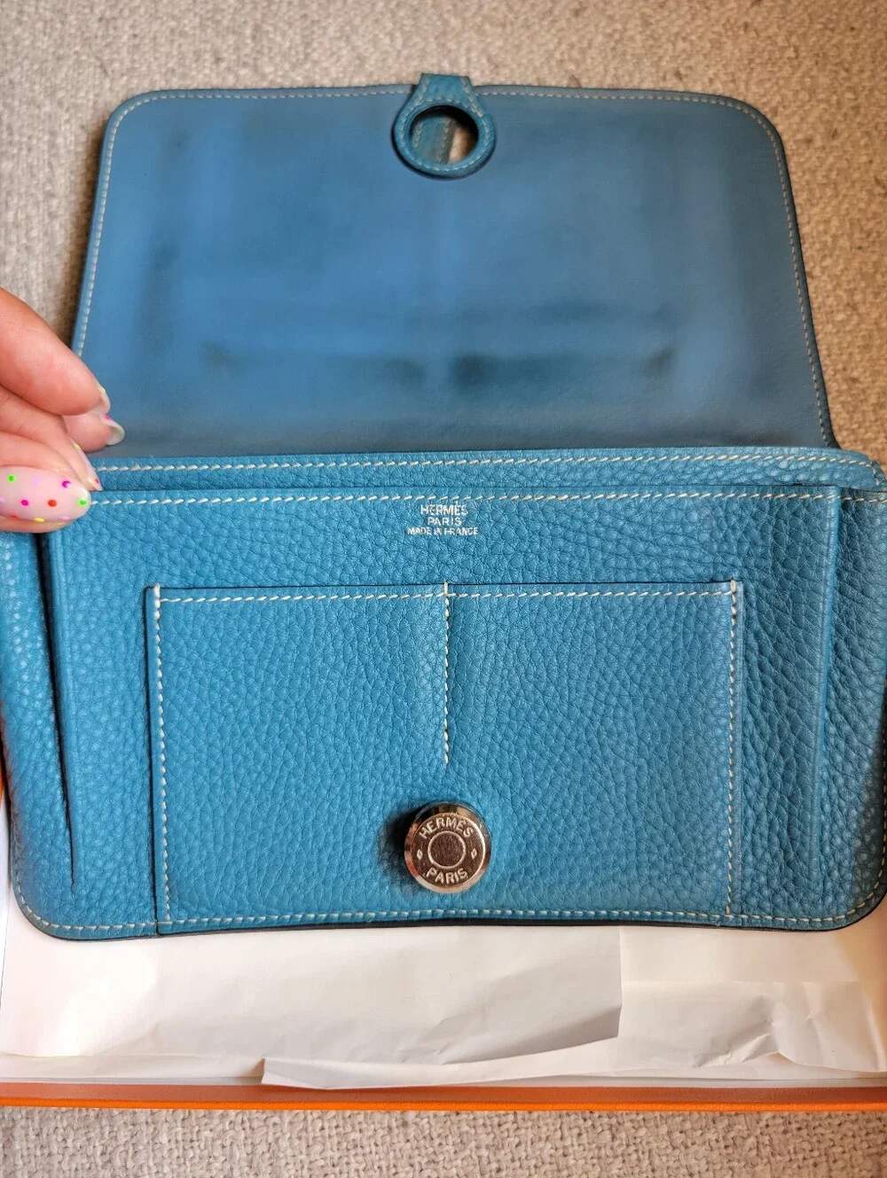 Hermes 🍒authentic hermès
